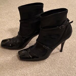 Elegant Black Women's Booties  Jean-Michel Cazabat, size 7.5